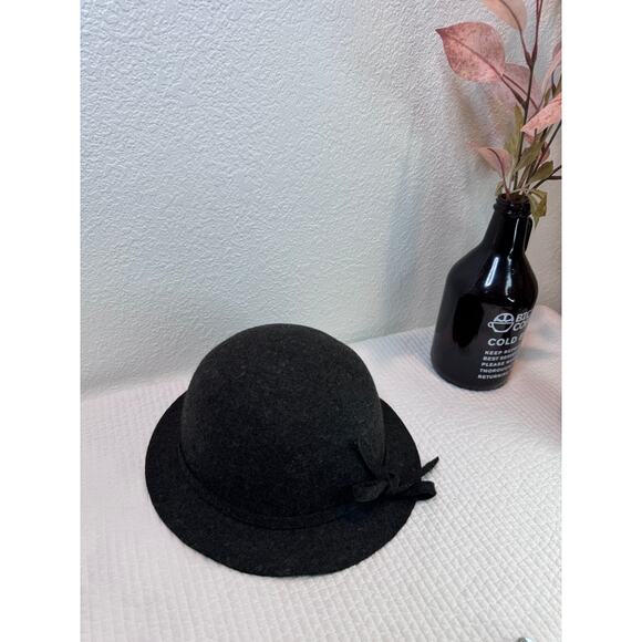 Collection Eighteen Wool Cloche Hat Black/gray  Bow Trim Vintage-Style Chic O/S - Picture 5 of 5